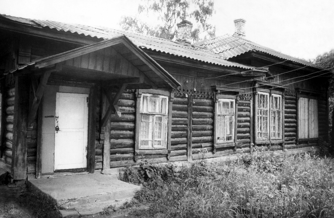 В костромском Сусанино за один рубль продают старинную больницу с царской историей
