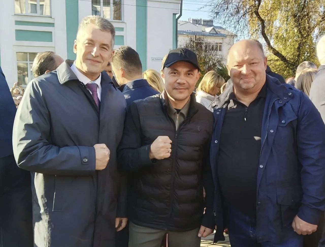 Стало известно, зачем легендарный боксер Костя Цзю приезжал в Кострому