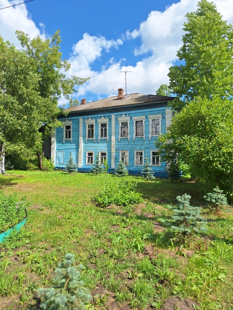 В костромской глубинке старинный дом купца Крутикова продают на аукционе за 1 рубль
